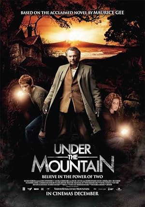 Το Μυστικό Κάτω Από Το Βουνό / Under the Mountain (2009)