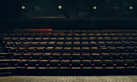 The Man Who  / θεατρο πορεια (2001)